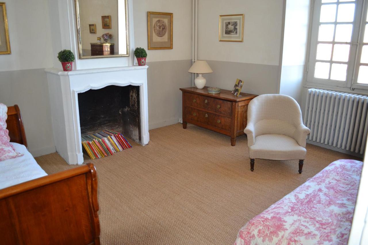 Le Petit Logis Bed and Breakfast Rouillac  Buitenkant foto