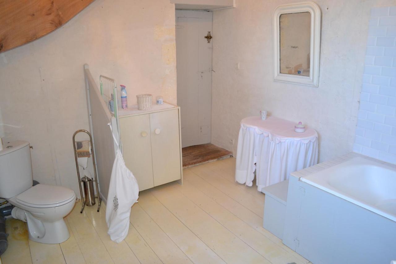 Le Petit Logis Bed and Breakfast Rouillac  Buitenkant foto